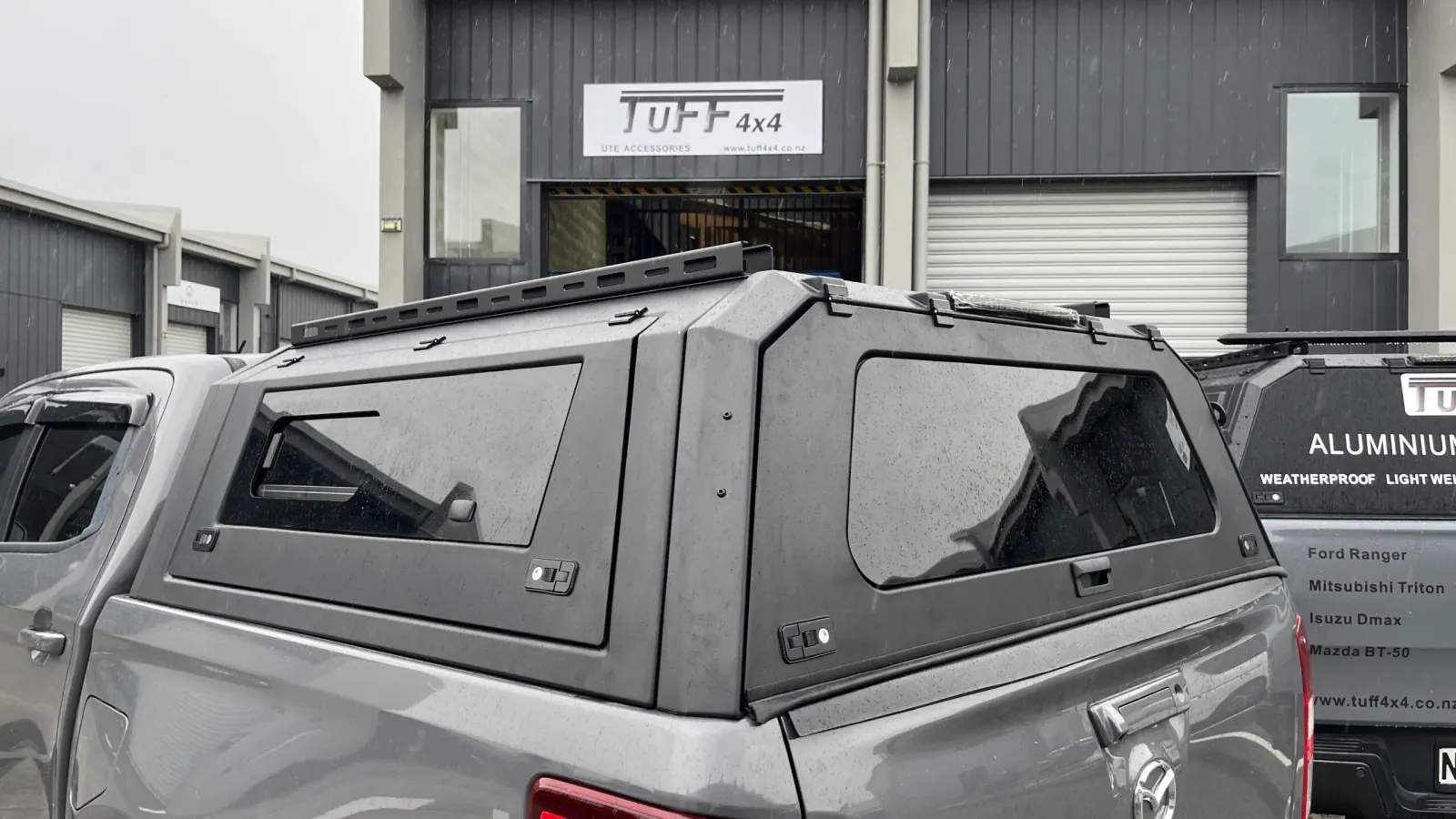 Cúpula  Mazda BT50 2022+